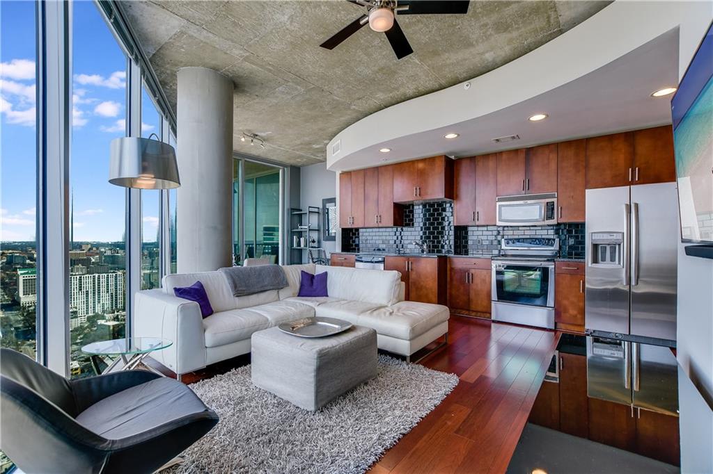 360 Nueces St, #3710