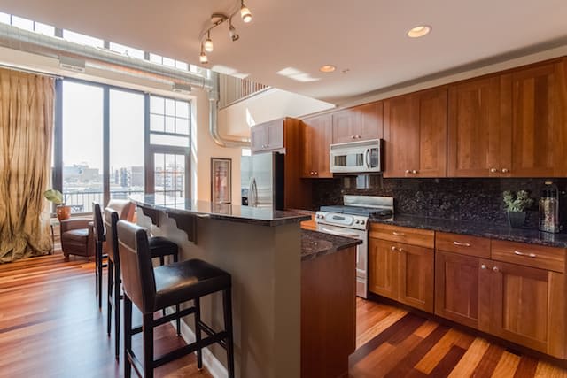 70 E 18th St, #4C