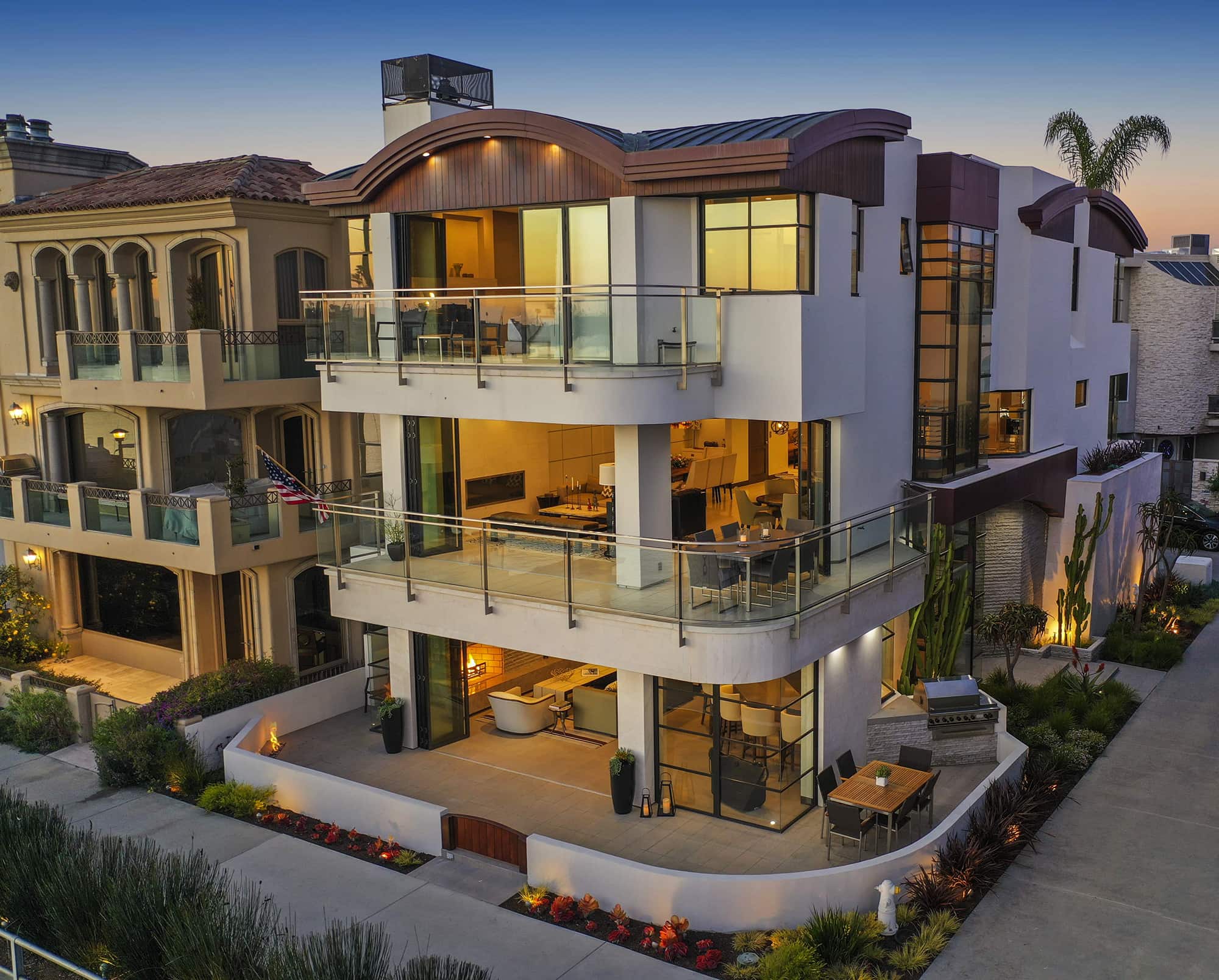Home exterior 6068 Lido Lane, Long Beach