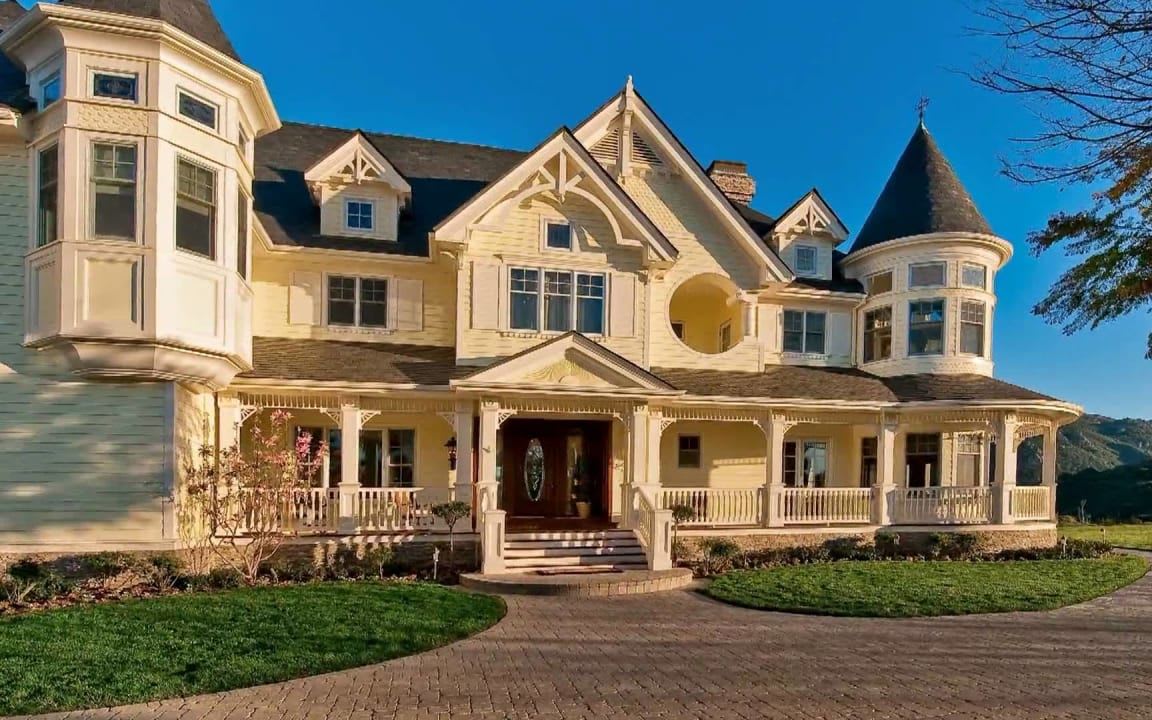 Beverly Hills Real Estate Agent Jade Mills Realtor Agency