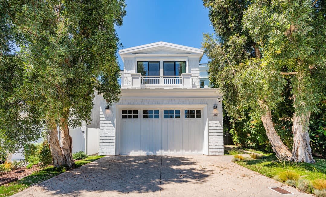 1601 Pine Avenue, Manhattan Beach, CA 90266 John Bathurst Group
