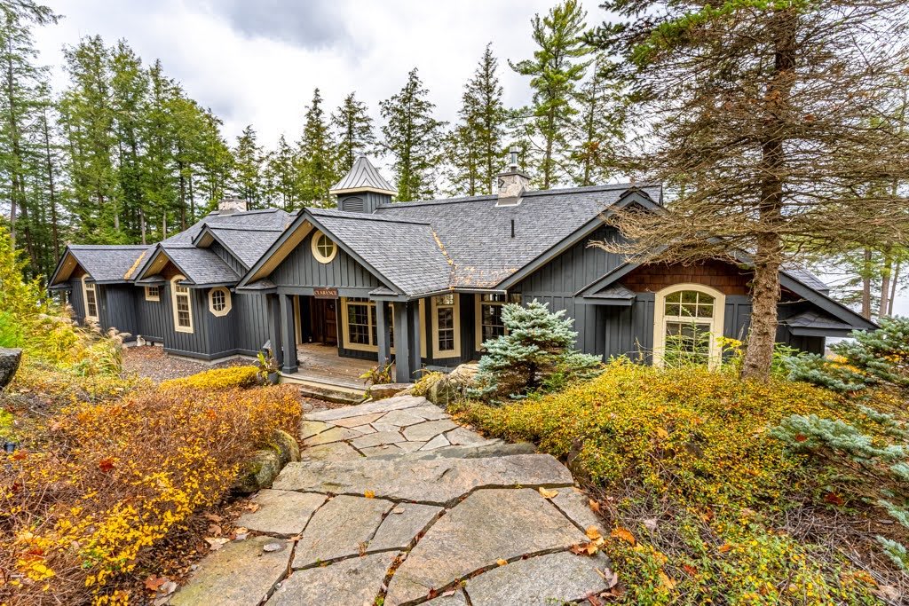 Halloran & Associates Port Carling Real Estate Experts