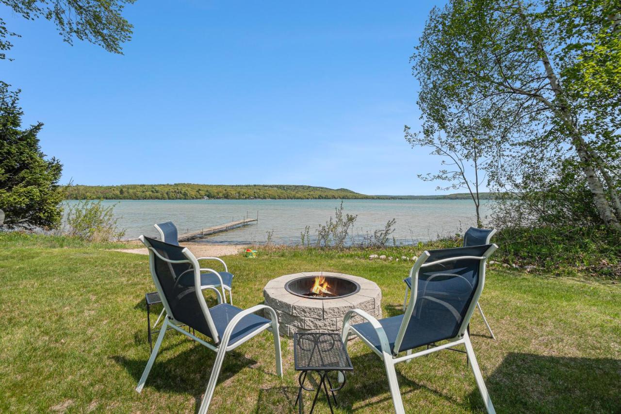 Bricker Cottage Little Glen Lake, Michigan