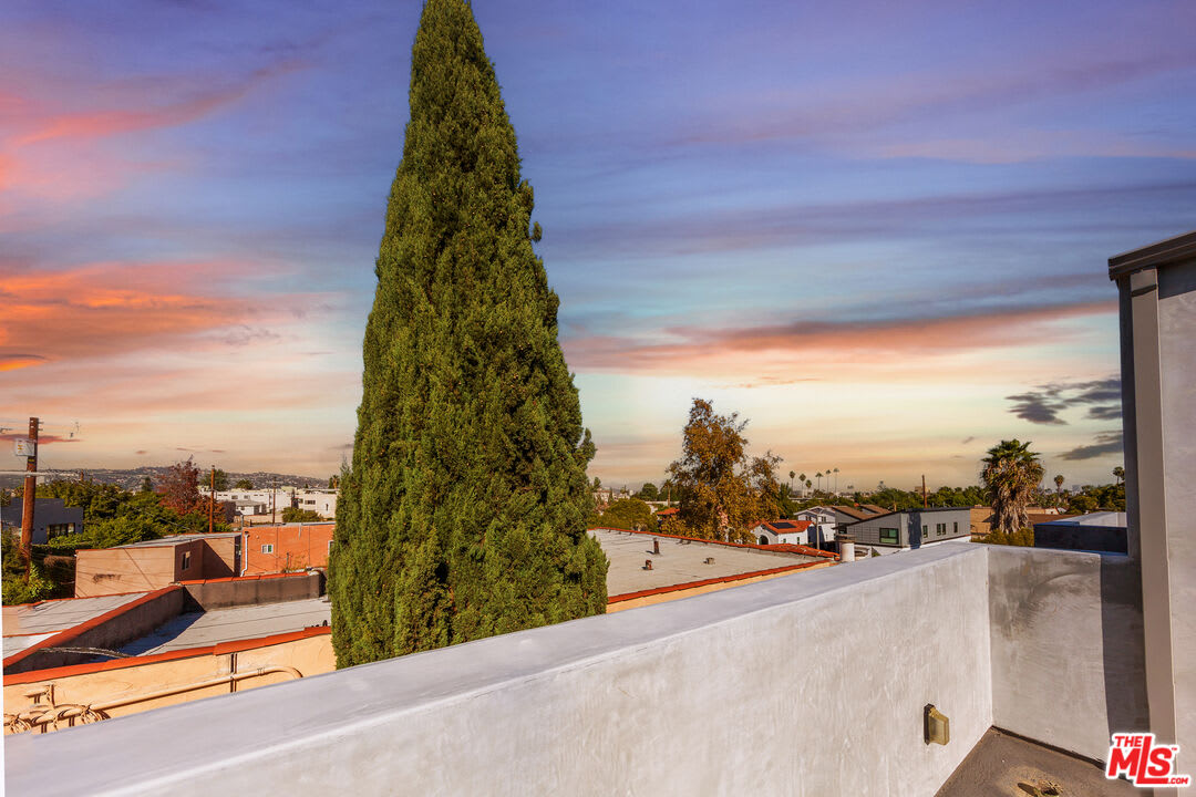 Bev Hills Townhomes