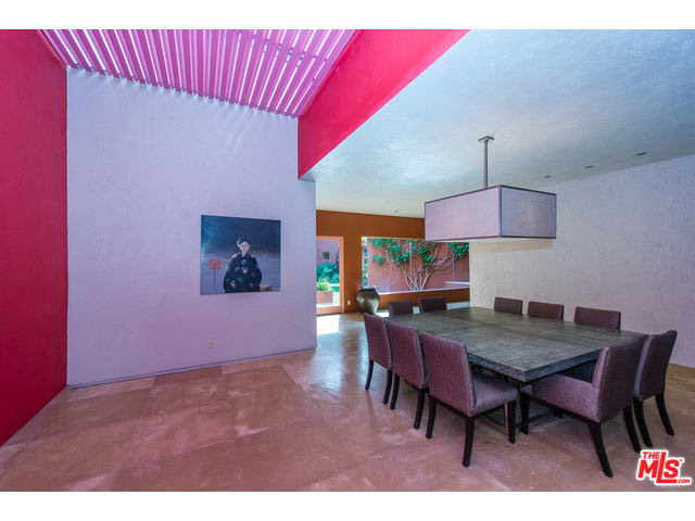 153 S Burlingame Ave