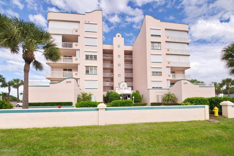 Coral Reef Oceanfront Condos Condos by Building Carpenter Kessel