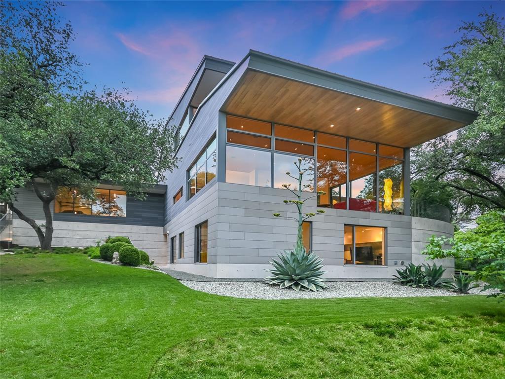 Joe & Cara Keenan with Michelle Kopp Austin Real Estate Agents & Luxury Realtors