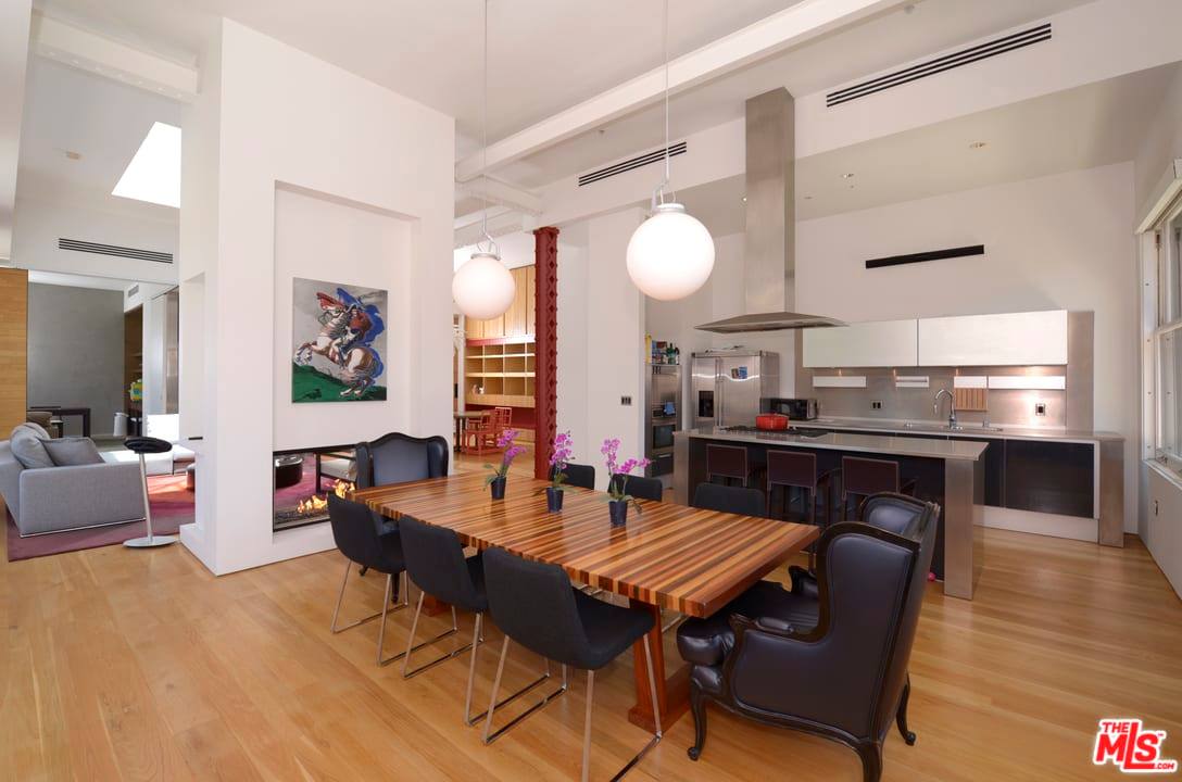 257 S Spring St, Unit PHMN