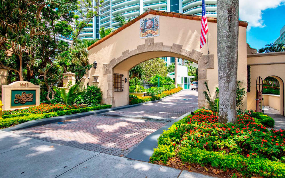 Santa Maria Brickell Duplex PH with Boat Dock