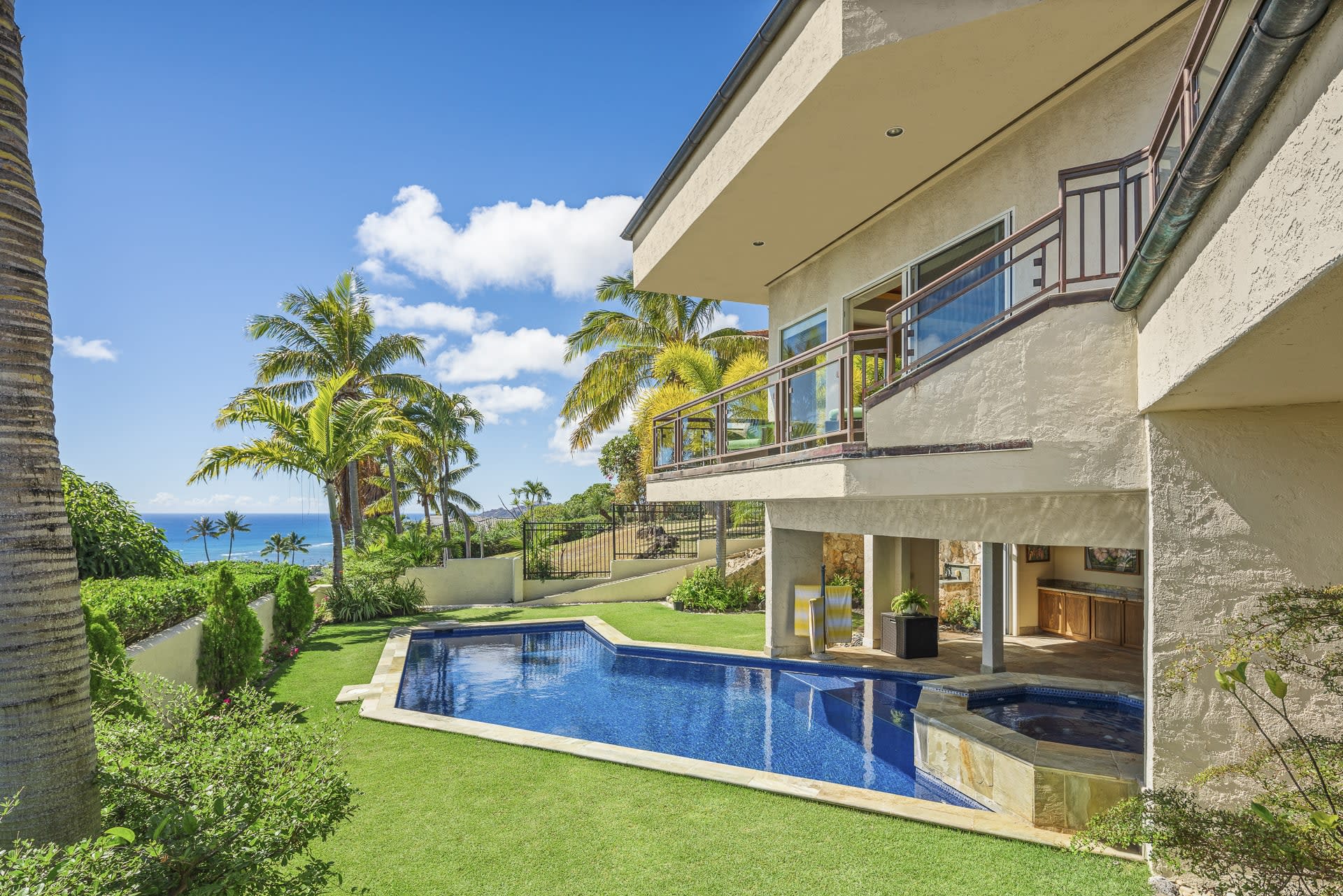 119 Maono Place, Honolulu, Hawaii