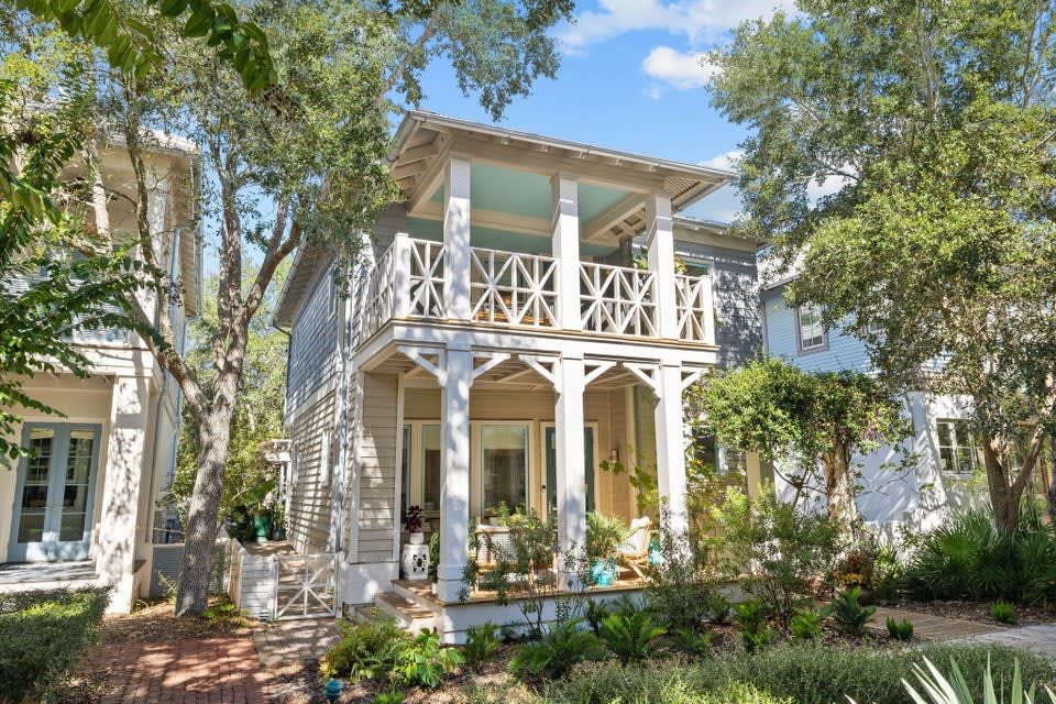 For Sale in Rosemary Beach Classic Caribbean Cottage 850 Properties