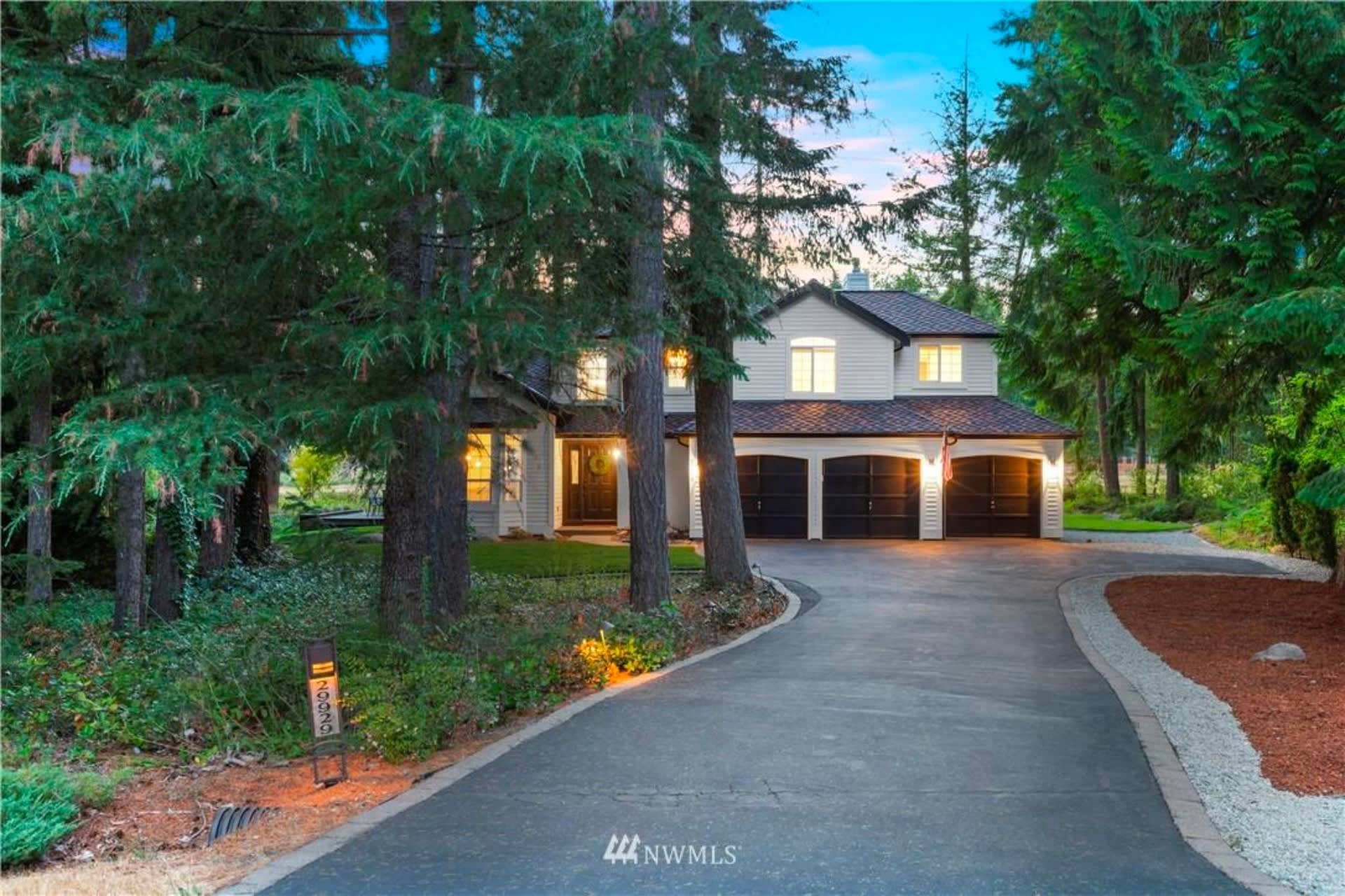 Kirkland Real Estate Luxury Homes for Sale Roman Shulyak