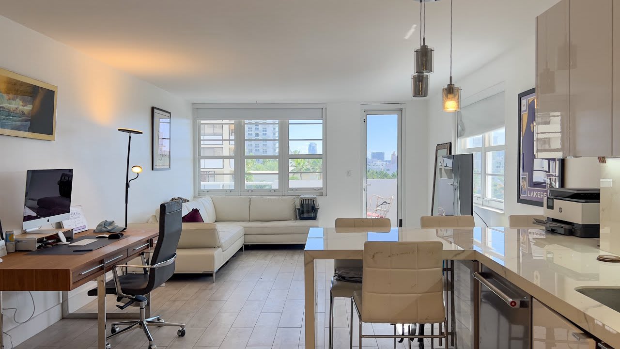 Tour 100 Lincoln Rd 511B at