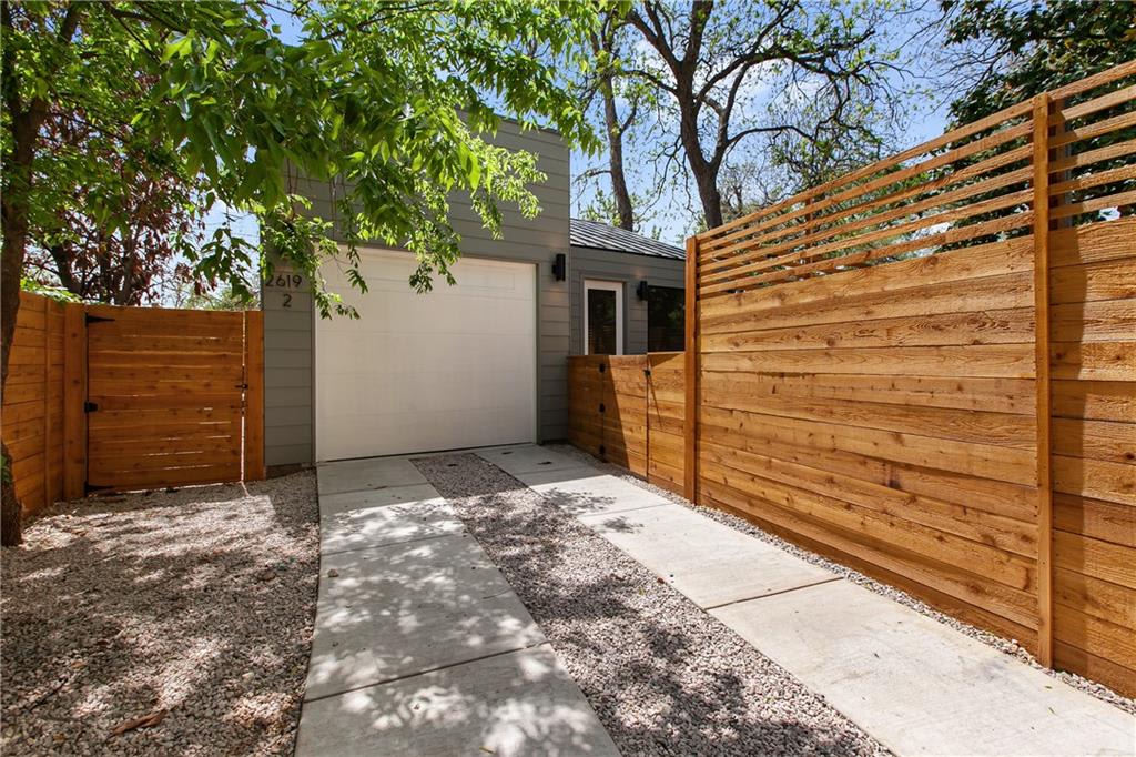 2619 E 3rd St, #2