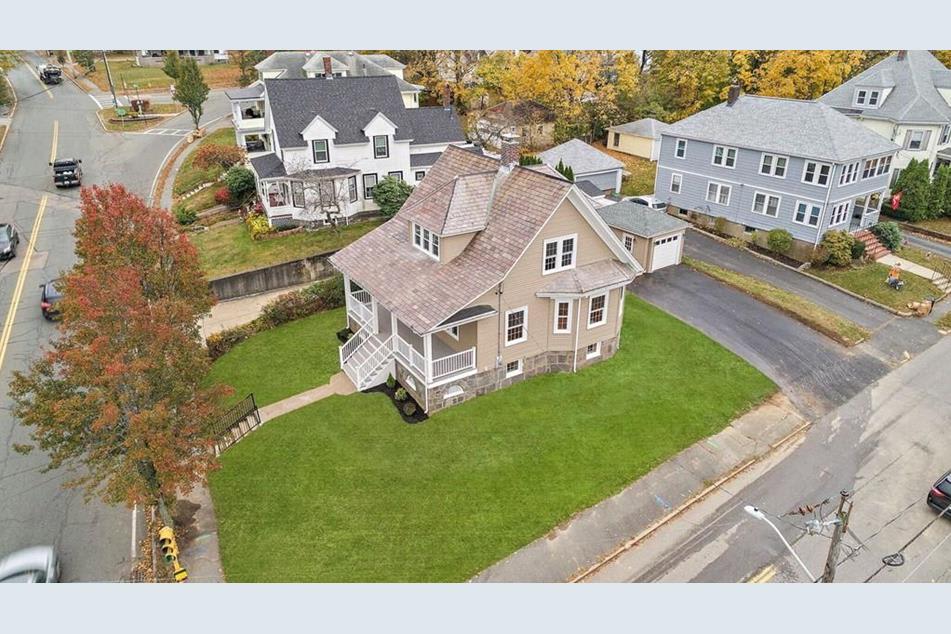 Hillary Birch Group South Shore, MA Real Estate Experts