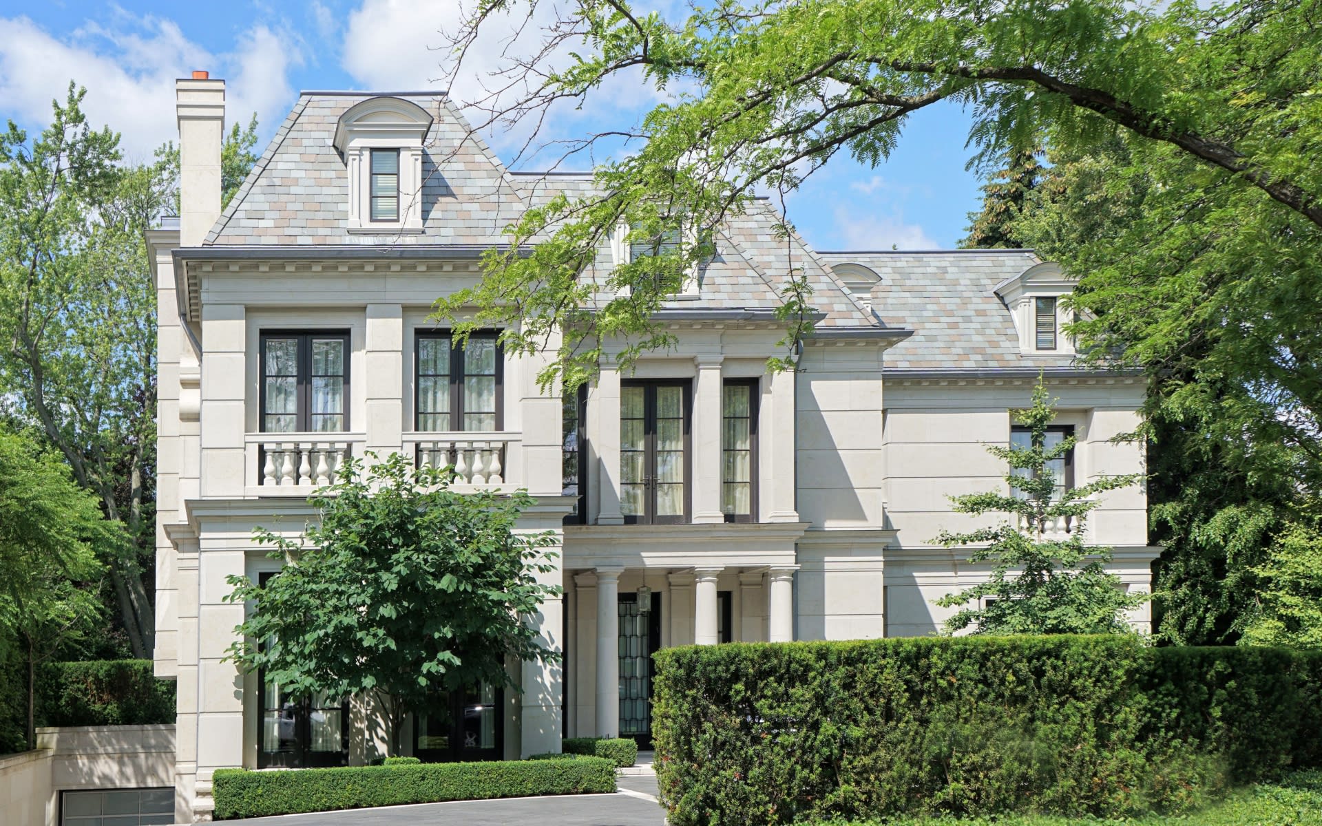 Homes for Sale in Toronto View Real Estate & Listing Details