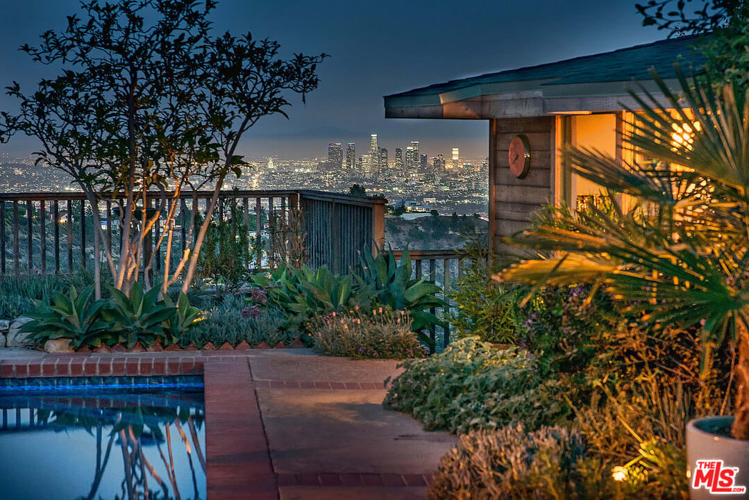 2240 Beech Knoll Road