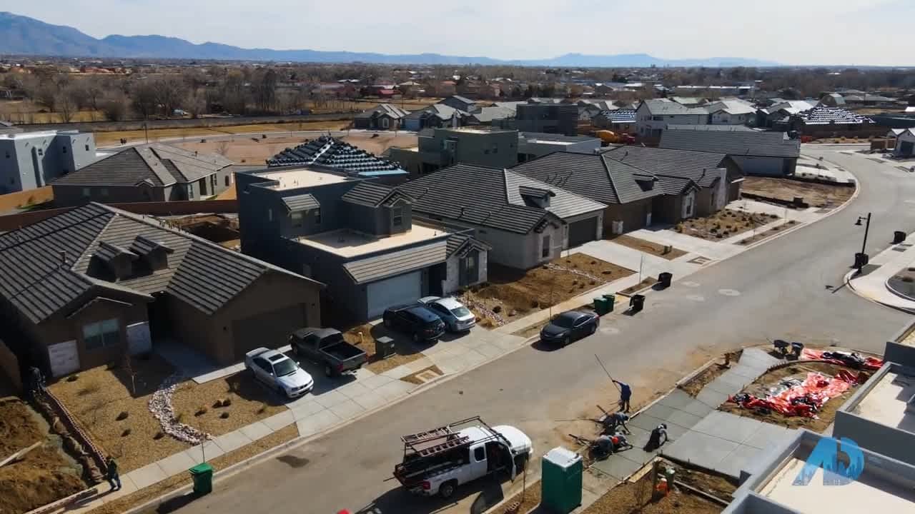 ADTV S1E1: Selling Albuquerque Episode 1: Twilight Homes