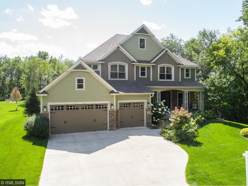 Just Sold: 866 Woodland Drive, Little Canada, MN 55109