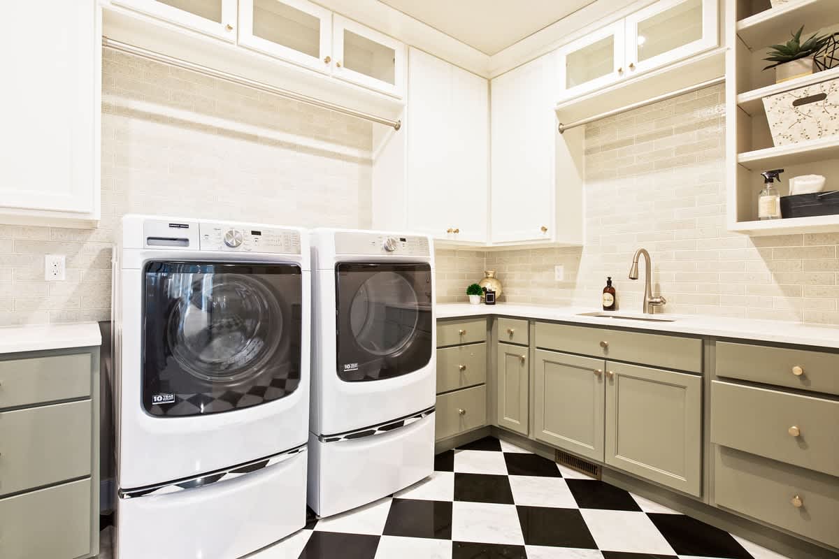 ASK A NESTER: This or That