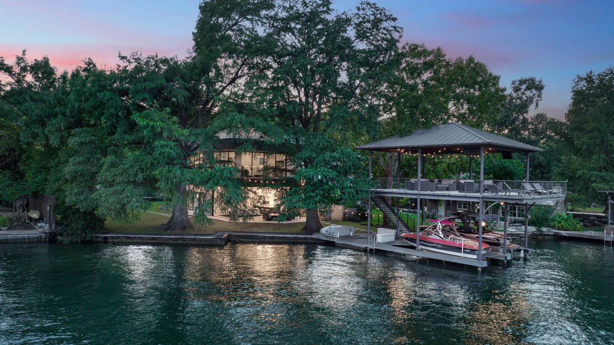 Lake Austin Waterfront Home for Sale