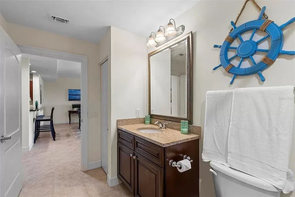 102 YACHT HARBOR DRIVE Unit: 369