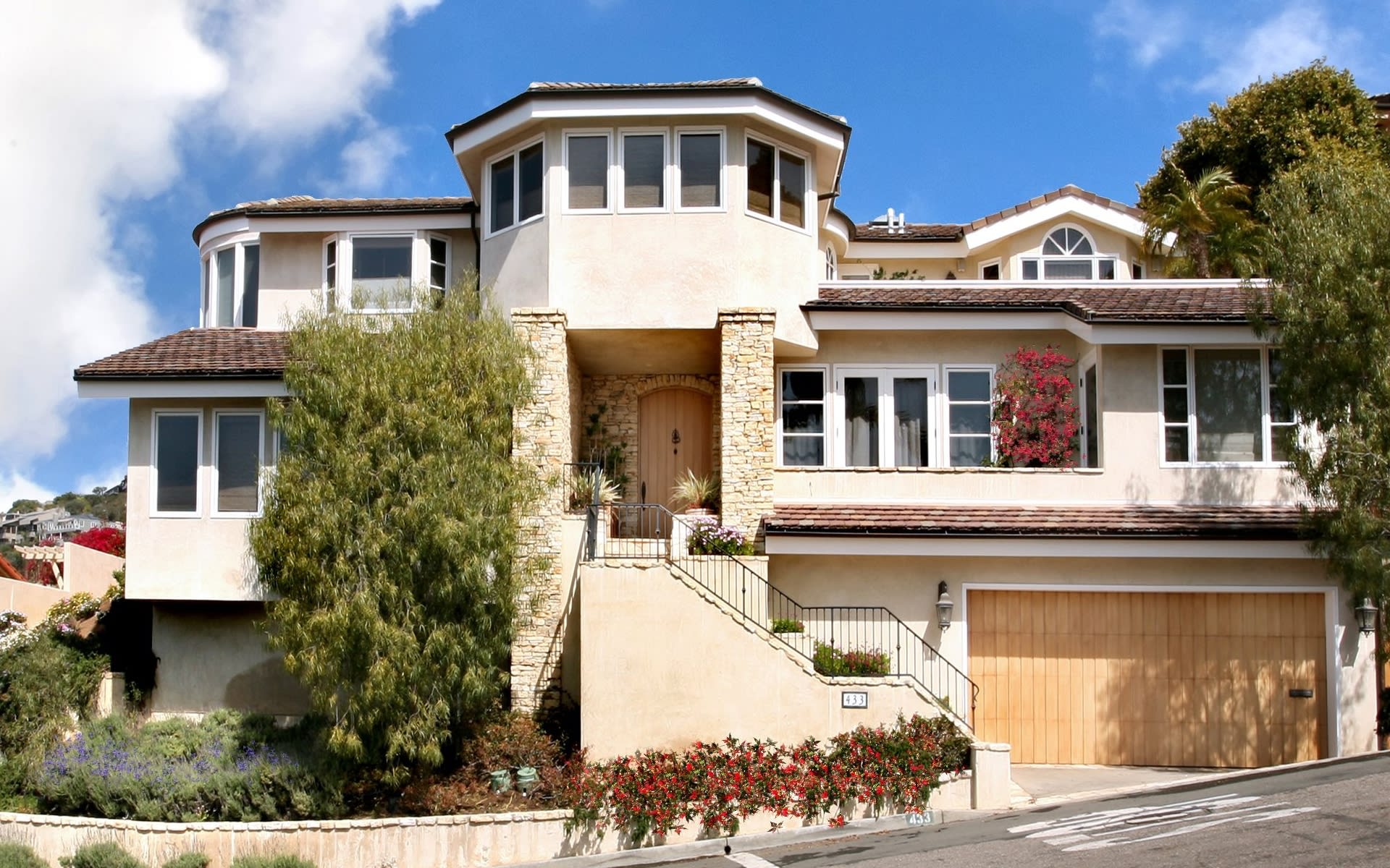 Featured Properties Nolasco and Berta Blandon Group Corona Real