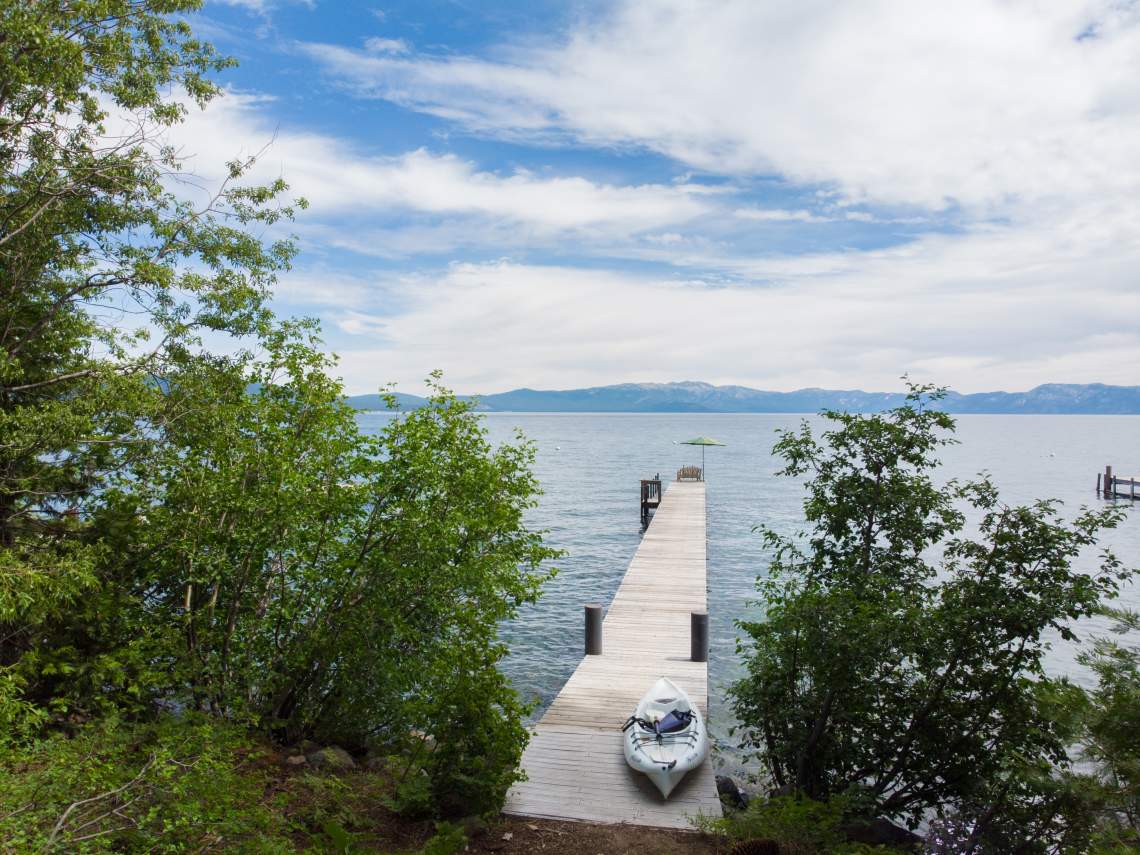 West Shore Lakefront With Private Pier & Buoy