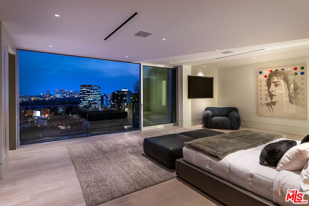 St Ives Modern - Hollywood Hills