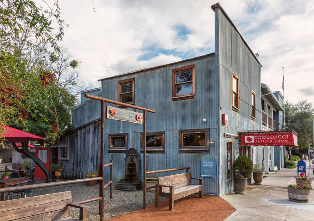 Coquelicot Tasting Room