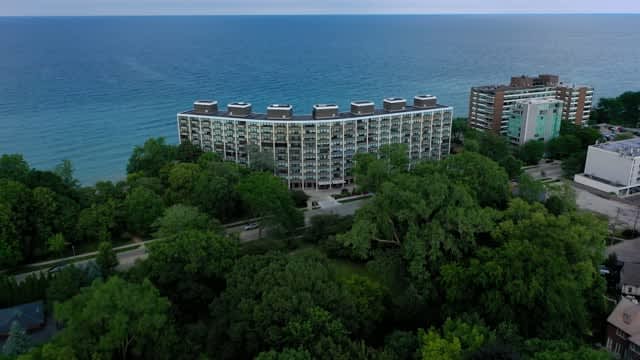 1630 Sheridan Road Unit 10L Wilmette, Illinois