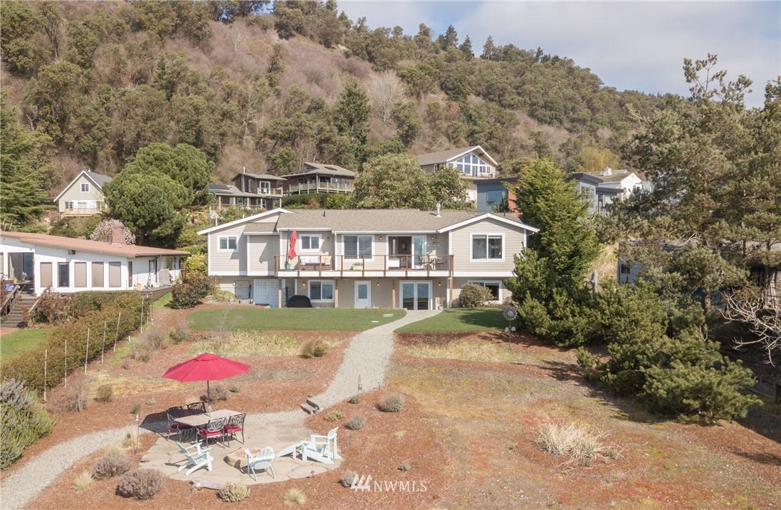 25962 Gold Beach Dr SW