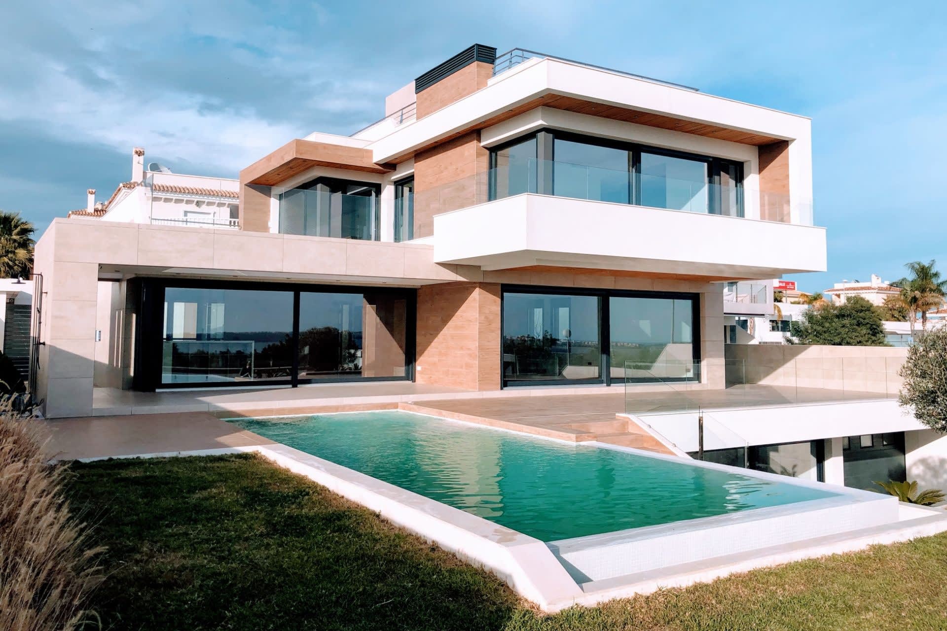 dallas home with pool