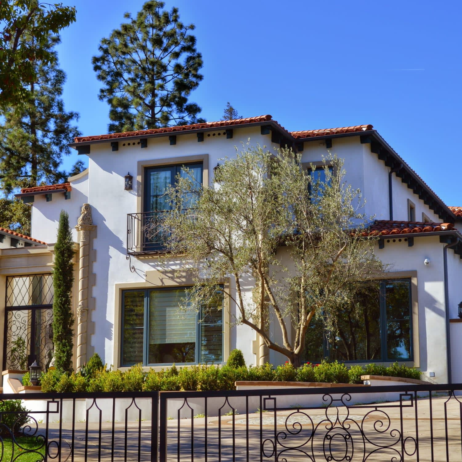 Luana Leventhal Davenport Real Estate Agent