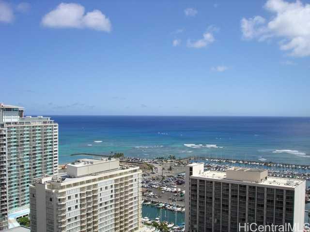 1700 Ala Moana Blvd #3404