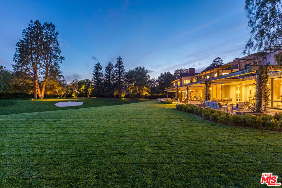 Bob Hope's Glistening Toluca Lake Estate Near Hollywood for Sale for $29M. See It