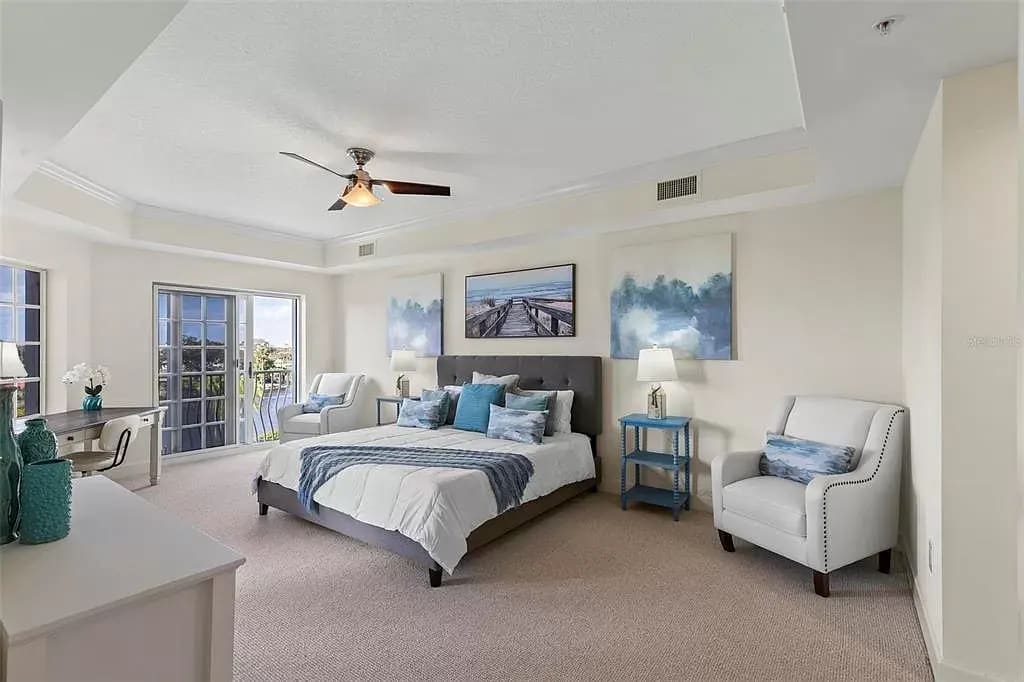 102 YACHT HARBOR DRIVE Unit: 369