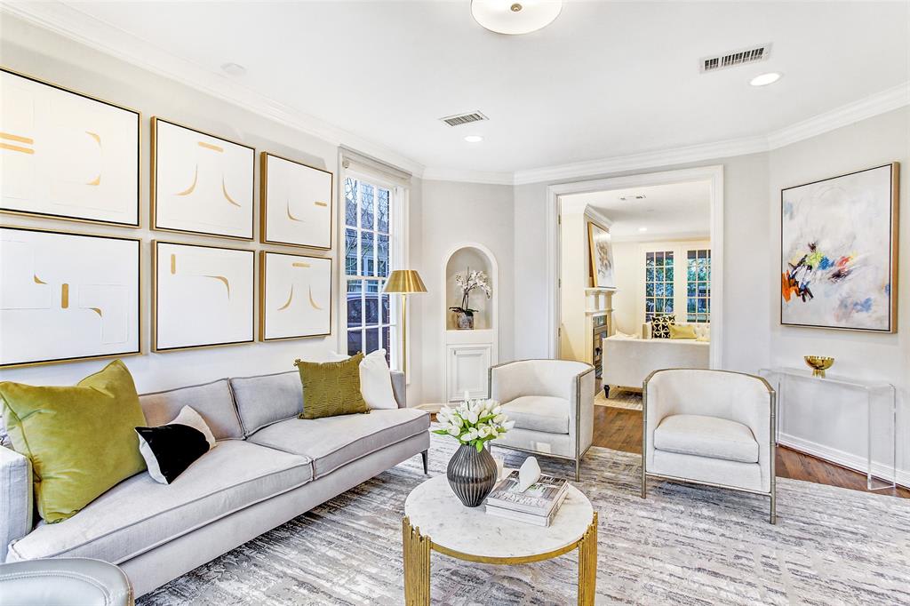 Classic West University Place Home Kiecke Becker Real Estate Group