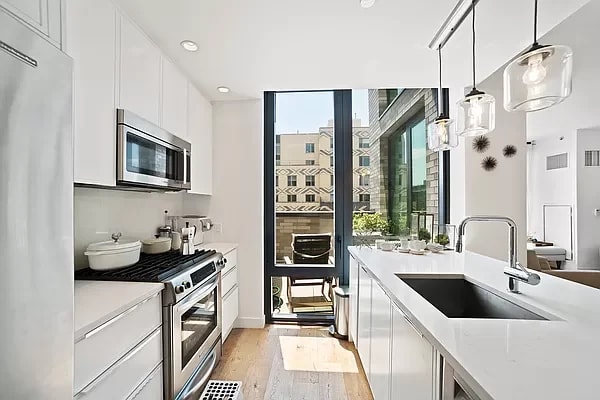 23 West 116th Street Unit: 9D