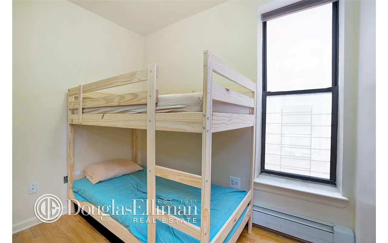 133 West 89th Street Unit: 12