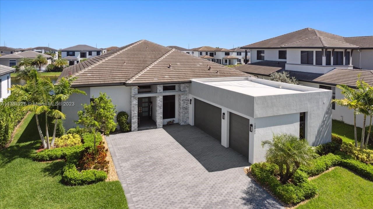 Parkland, FL Homes For Sale Khoury Luxury Real Estate