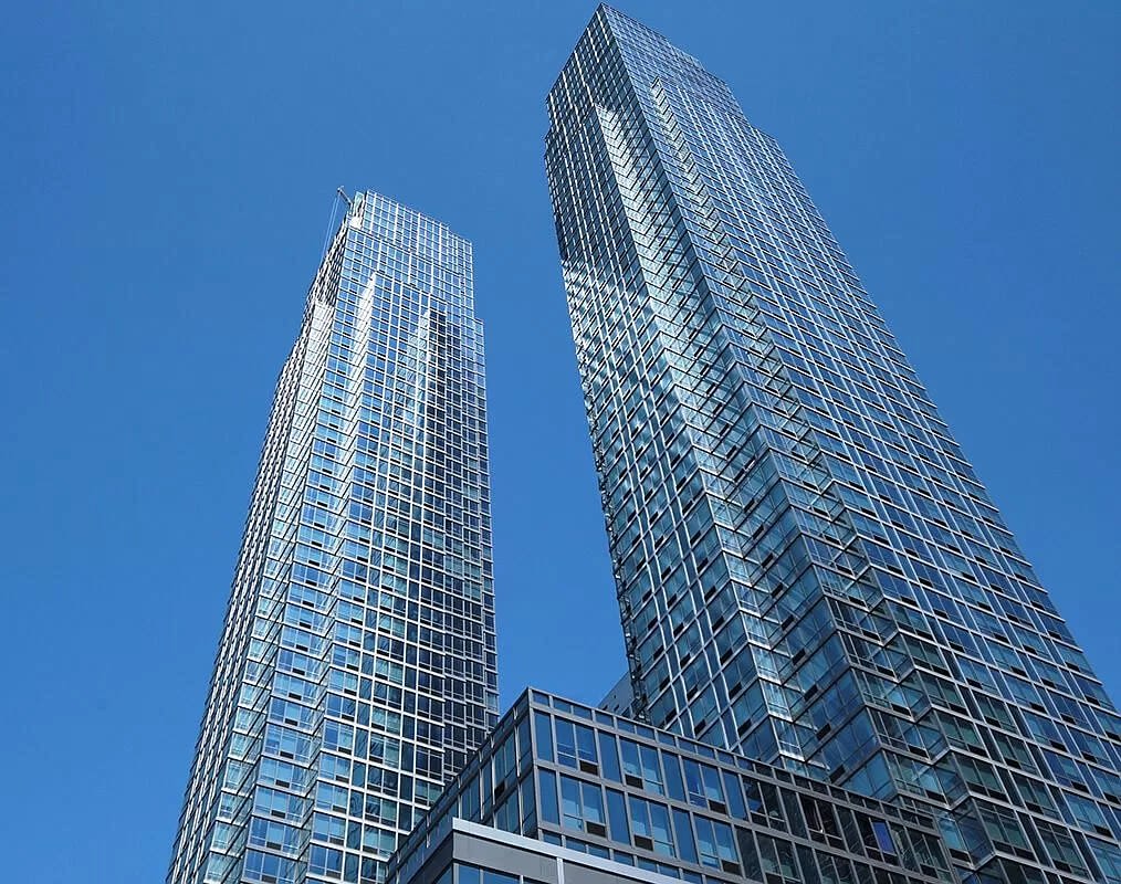 620 West 42nd Street