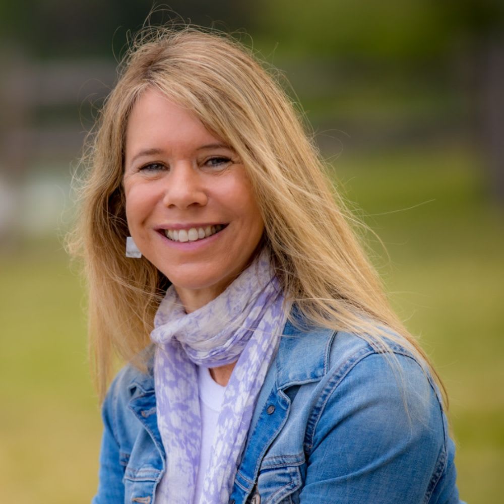 About Stephanie Sunshine