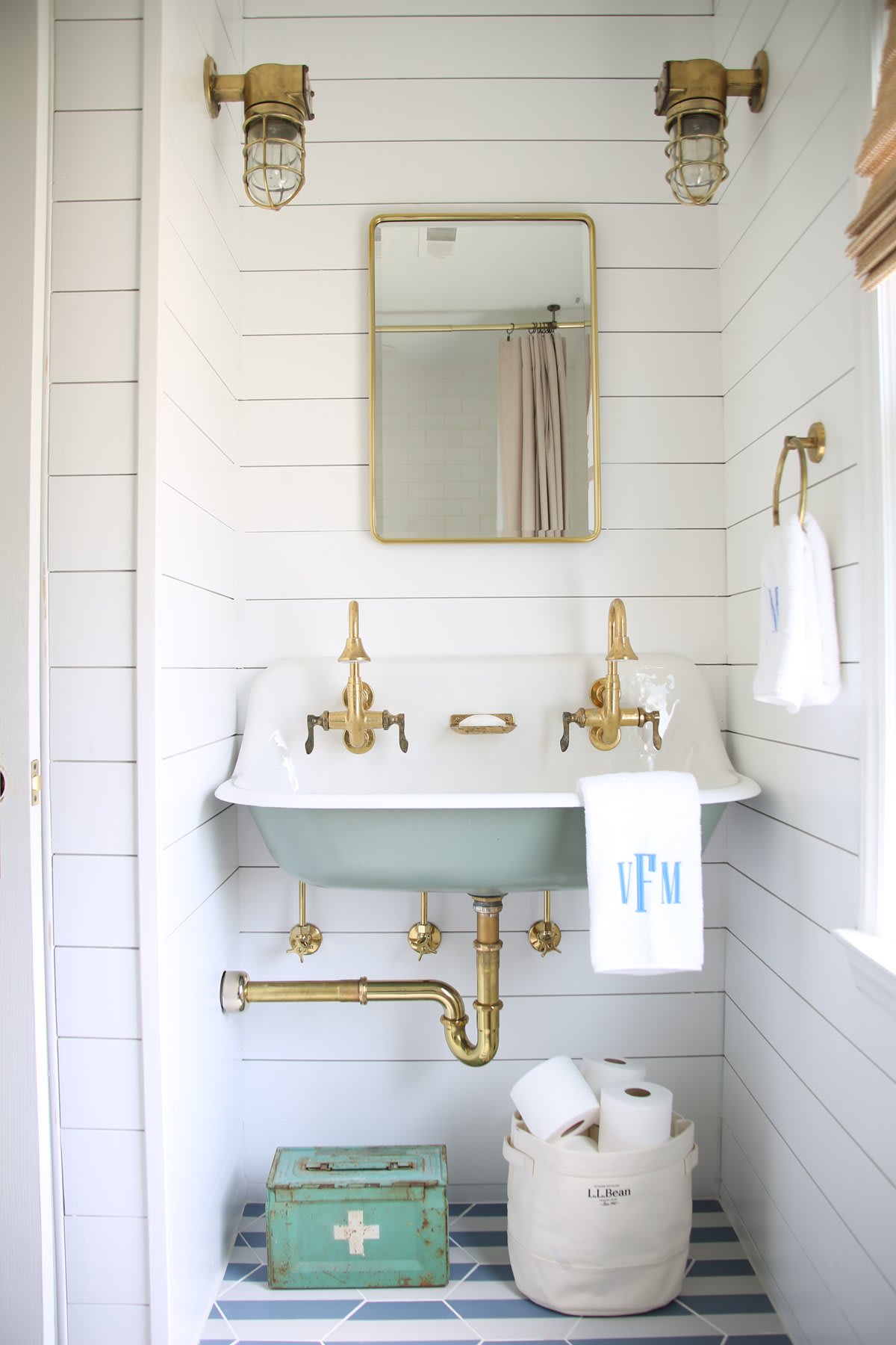 House Tour: Coastal Prep