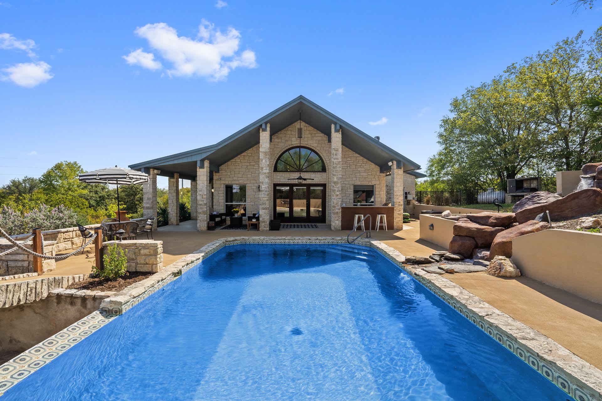 Topper Real Estate Hill Country Real Estate Experts