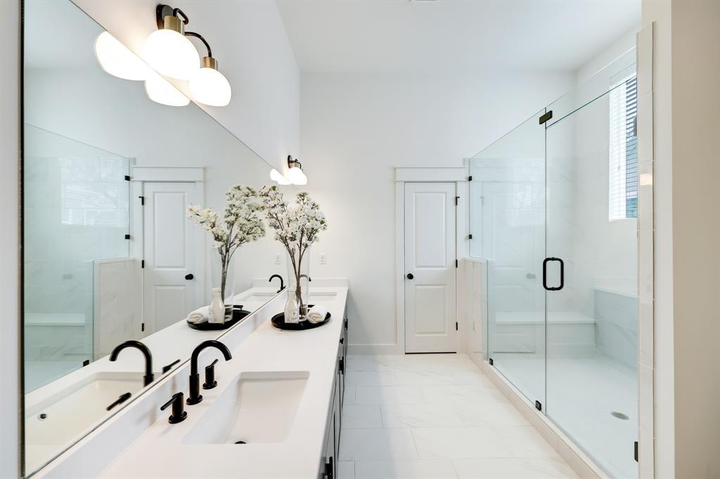 large double bathroom 