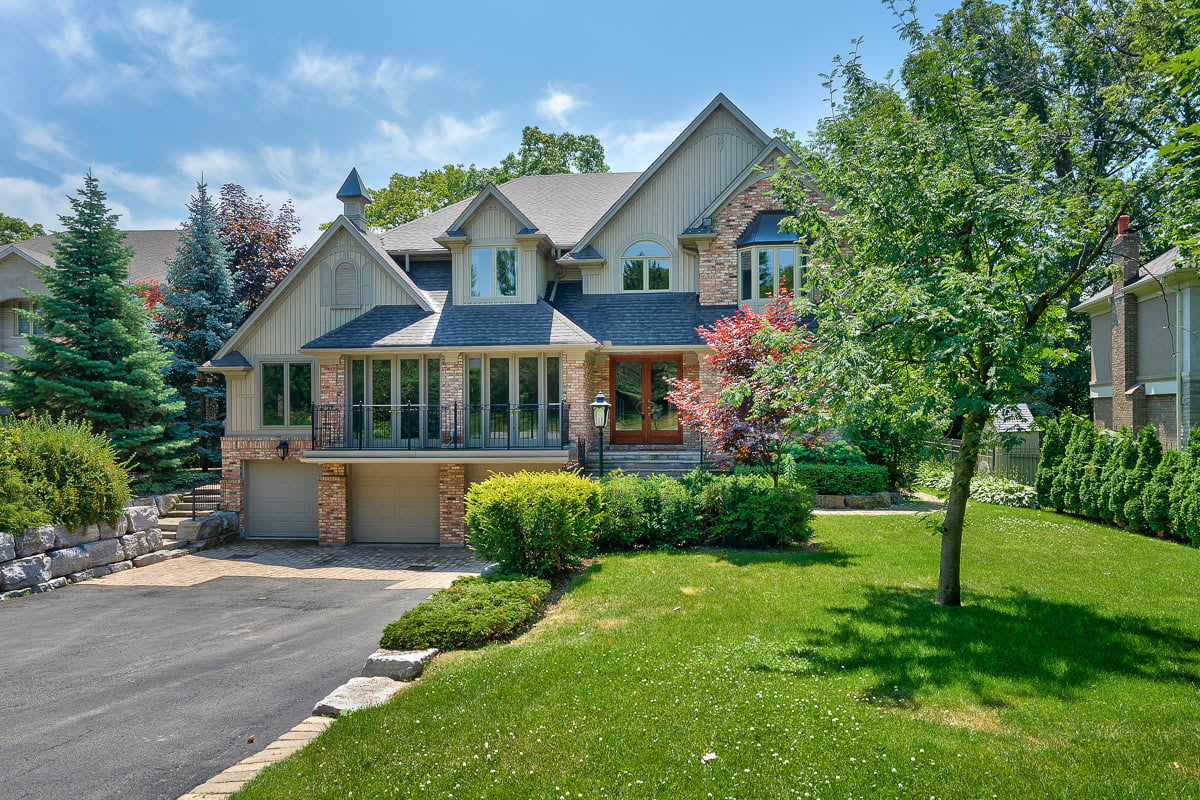 1026 Mississauga Heights Drive