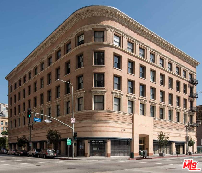 257 S Spring St, Unit PHMN