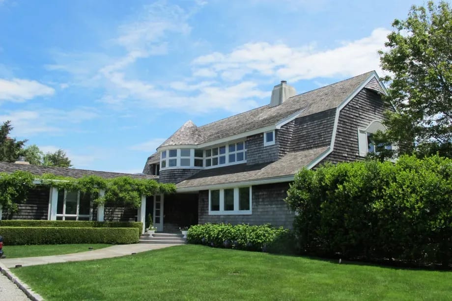 Water Mill Home on Mecox Bay Just Listed, Asking $6.25m