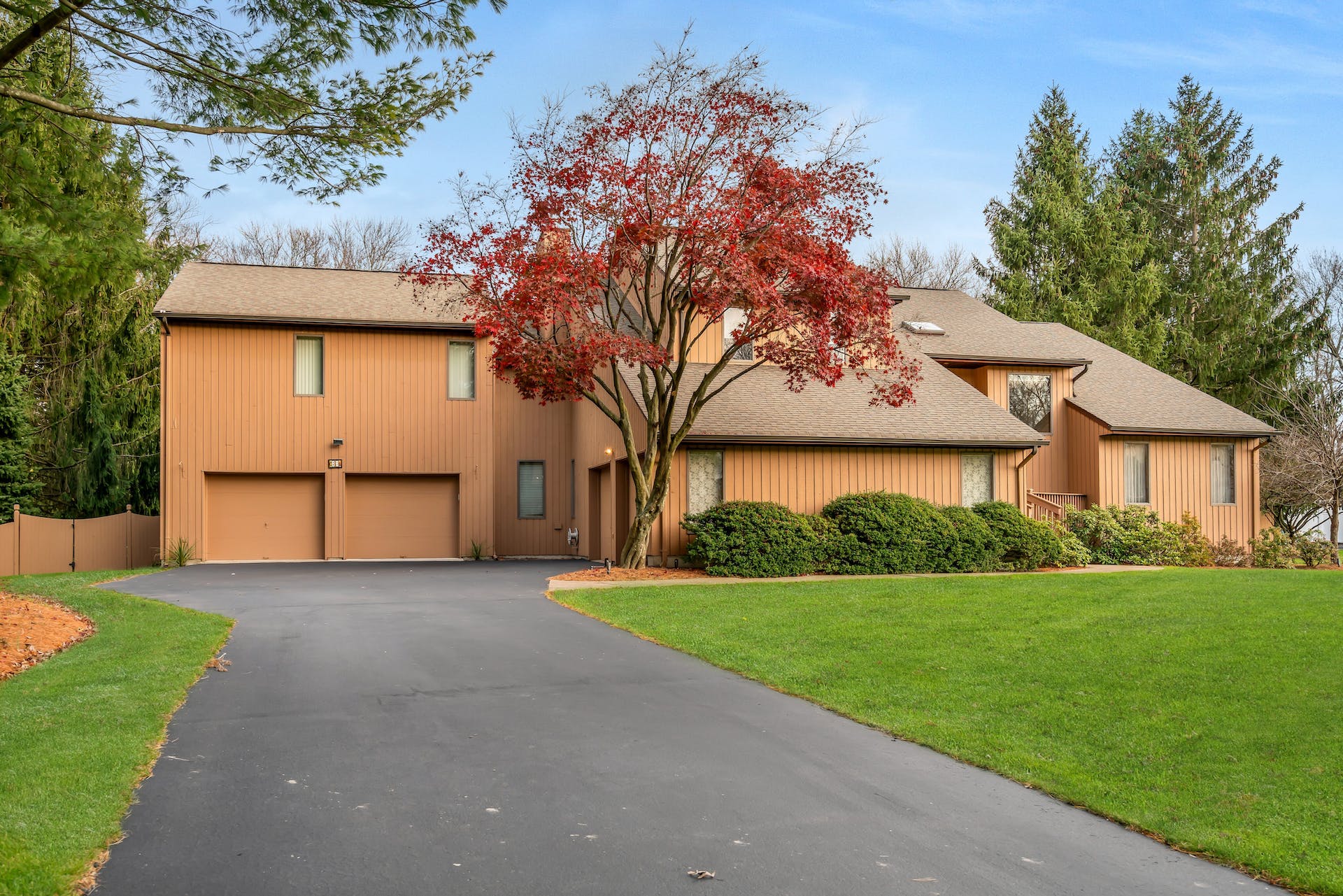 Wyckoff Homes 88 Van Ln, Wyckoff Christina Gibbons Group